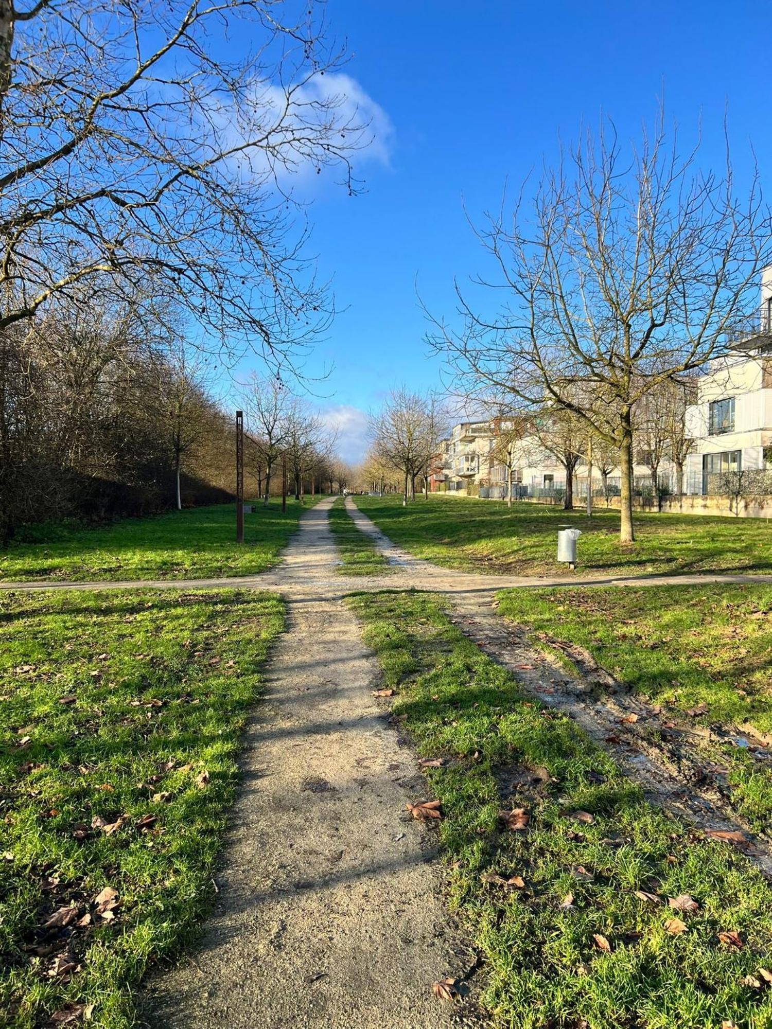 Appartement 5Min Gare Rer Disneyland Paris Val D'Europe La Vallee Village Parking Inclus مونتِفرا المظهر الخارجي الصورة